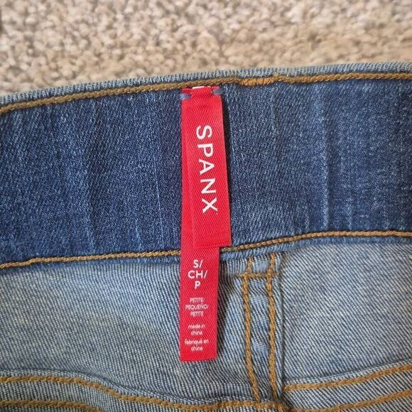 Spanx Women's Size S Straight Crop Jeans Blue - Picture 3 of 7